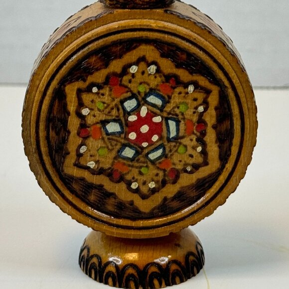 Vintage Small Bulgarian Rose Oil Essence Wood Bottle Ornate Design Collectible - Picture 3 of 5